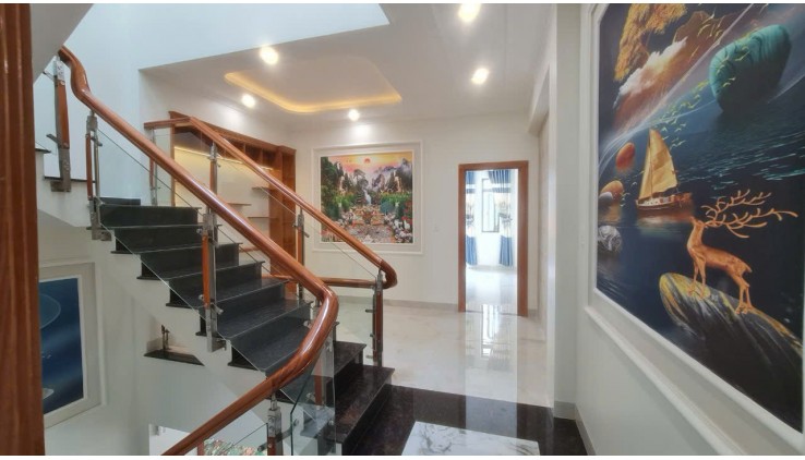 Bán đất trục đường Phạm Văn Đồng Phường Linh Đông. Thủ Đức 112m2 chỉ nhỉnh 4 tỷ