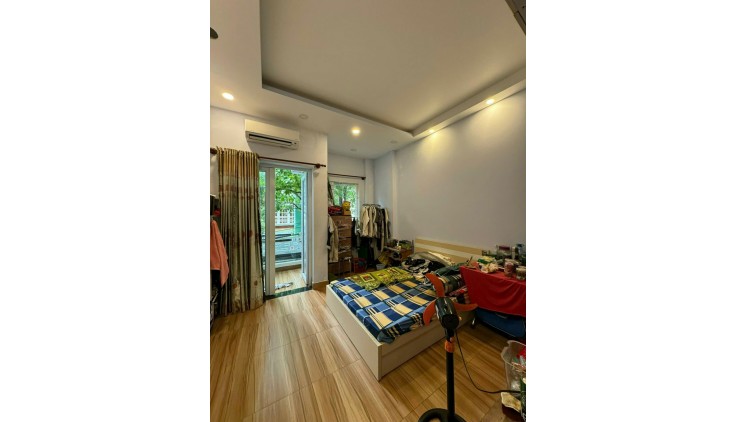 Bán nhà VTKD 6m Gò Dầu quận Tân Phú 4 x 18m- 3 tầng chỉ 8.8 tỷ tl tốt