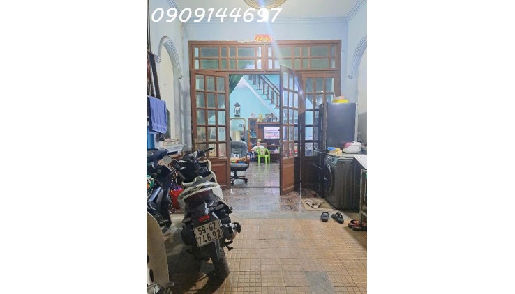 Nhà 2 tầng mặt tiền kinh doanh đường HIỆP THÀNH 44, phường HIỆP THÀNH, Q12, dt 90m2 (4mx23m) Đường 12m. Giá 5,45Tỷ