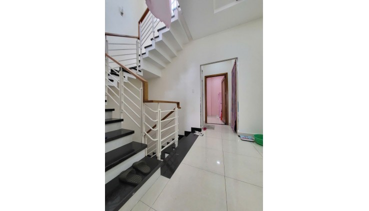 Bán nhà Biệt thự Hẻm 4m Lũy Bán Bích - Tân Thành - Tân Phú, 7x14.5m, 4T - 4PN, 10 Tỷ.