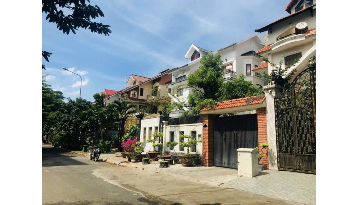 CHÀO BÁN LÔ GÓC KHANG ĐIỀN ( 20 - 11 ), GIÁ SIÊU RẺ