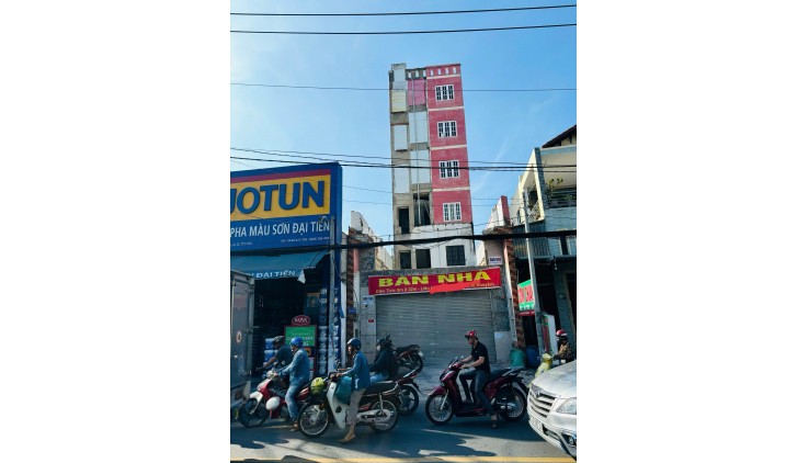 Chính Chủ Cần Bán Nhà Mặt Tiền Đường Hà Huy Giáp Quận 12 Giá 11.8 Tỷ