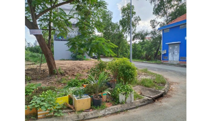 ĐẤT NỀN LÔ GÓC 2 MẶT TIỀN ĐƯỜNG LỚN - KDC THẾ KỶ 21 ( Quận 2 Cũ ) TP Thủ Đức.