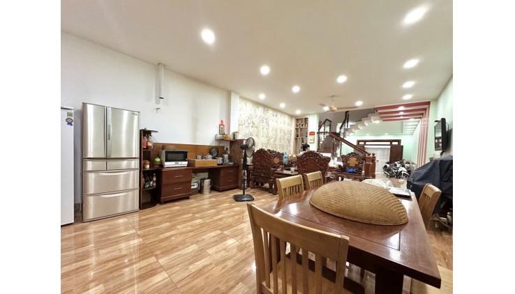 Bán nhà đẹp 4 tầng Trung Lang, P12, Tân Bình, Ngang đẹp 5m x 26m, sổ vuông, chỉ 11.3 tỷ