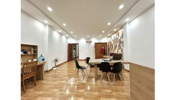 Bán nhà đẹp 4 tầng Trung Lang, P12, Tân Bình, Ngang đẹp 5m x 26m, sổ vuông, chỉ 11.3 tỷ