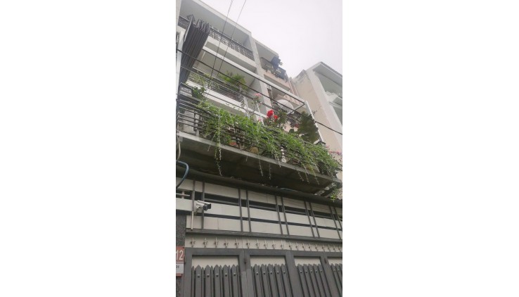 Bán nhà Gò vấp, Phan Huy ích ( 4.1*20m), 3 Tầng, hẻm 8m, kế Emark 2, sổ vuông vức, 7.8 T