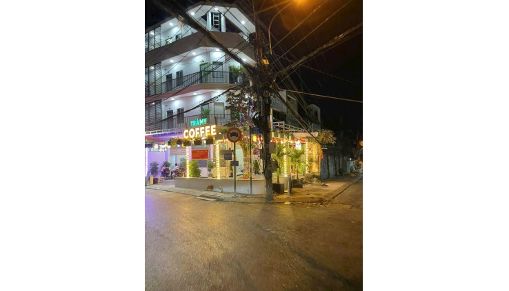 BÁN TOÀ NHÀ -  CHDV GÓC SIÊU ĐẸP 202M2 GIÁ 17,8 TỶ
