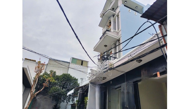 Đ số 12 ngay Văn Cao giáp Tân Phú hẻm 8m xe hơi đỗ cửa ngày đêm 64m2 ,2 Tầng Nhỉnh 4 tỷ