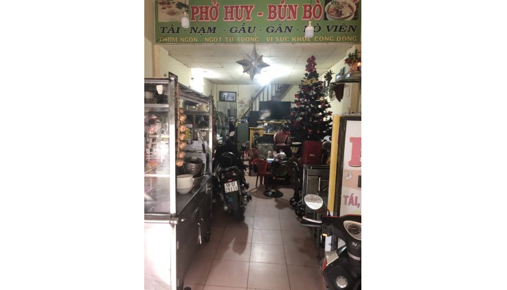 Bán nhà mặt tiền kinh doanh Lê Thúc Hoạch, Tân Phú, 4m x 16m, đường 30m, chỉ 10.5 tỷ