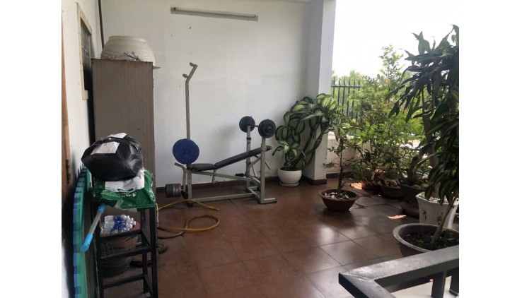 Bán Biệt Thự lô góc 2 mt Trung Sơn,Bình Chánh, dt 10 x 20, 6pn, hcd 4 tầng, chỉ 29.8 tỷ
