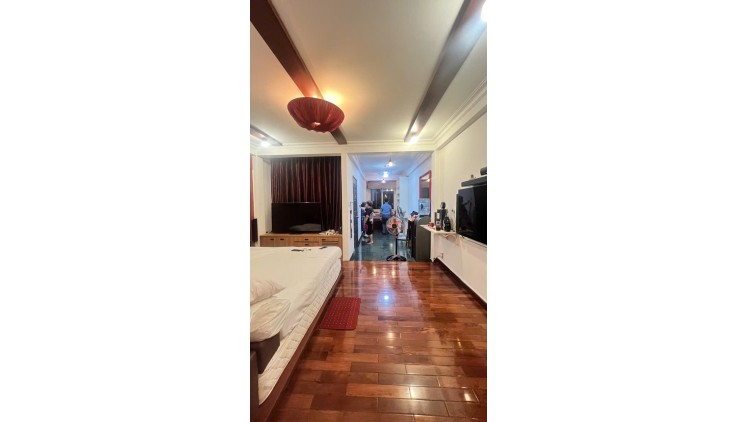 Bán quỹ đất hiếm 1600m2, phun thổ Lạc Long Quân, P10 ,Q11, 200 tỷ TL