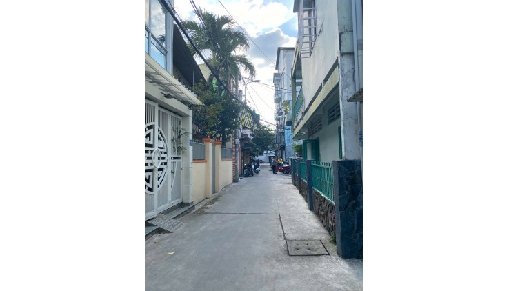 Bán Nhà kế HXH Phan Văn Trị, 3 Tầng 2PN Chỉ Nhỉnh 2 Tỉ