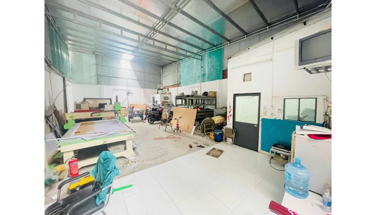 Bán nhà Cấp 4, Sổ Vuông, HXH 6m  Khuông Việt - thông Hòa Bình, 8.2x28m, giá 17.5 tỷ