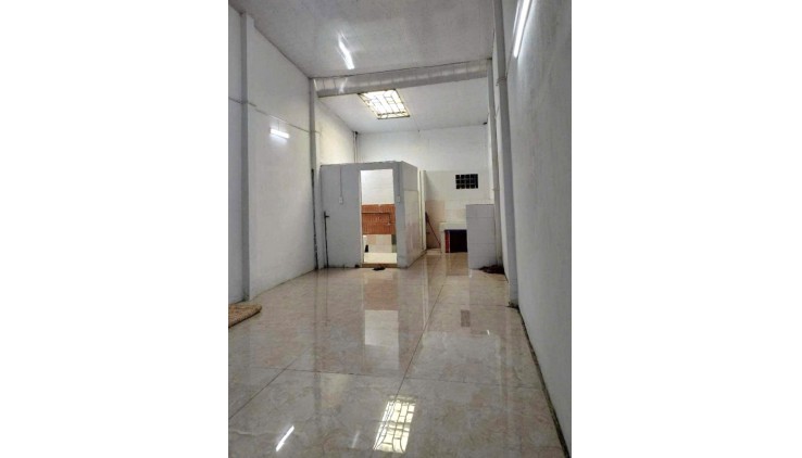 Mặt tiền Thụt, TT PHƯỚC LONG, XD 5 TẦNG, NAM HOÀ Q9, DT 82 m2, chỉ 4 tỷ nhỉnh