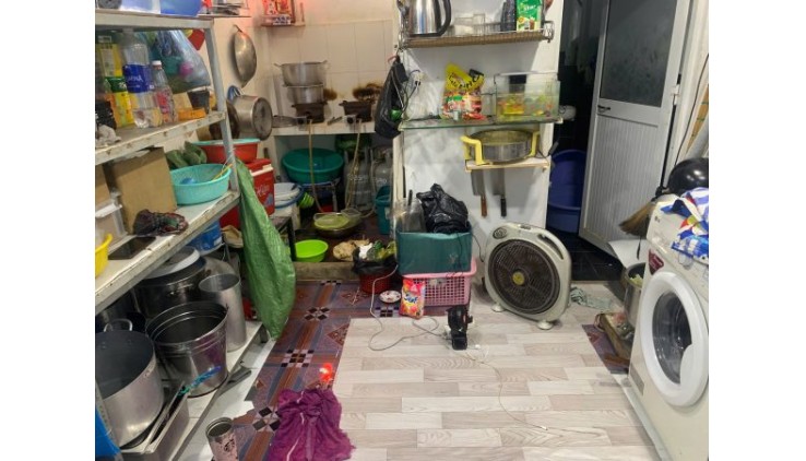 Quận 7 ! Sang Quán Ăn Giá Rẻ , MT đường gần chợ Tân Quy, kinh doanh thoáng và đông, Tel : 0786259986 ( chính chủ )