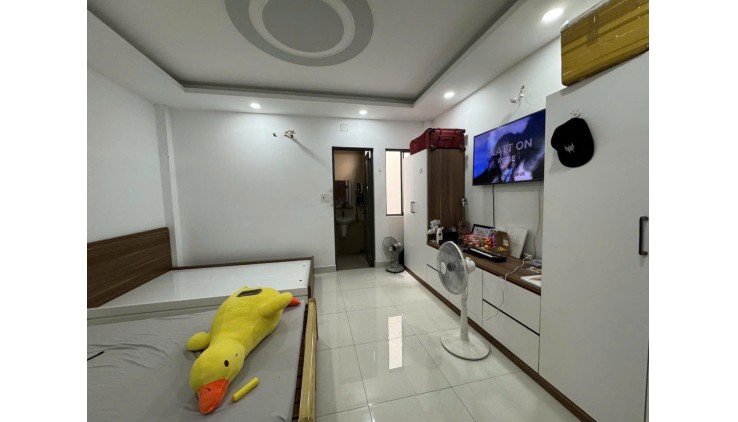 Bán nhà Lê Văn Quới, 4.5m x 13m, 4 tầng, hẻm 5m , chỉ 5.8 tỷ