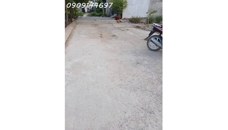 Đất thổ cư lô góc 2 Mặt hẻm 1/đường THẠNH XUÂN 52, phường THẠNH XUÂN, Q12, dt 217m2 (15mx15m) Hẻm 6m thông Giá 6,7Tỷ