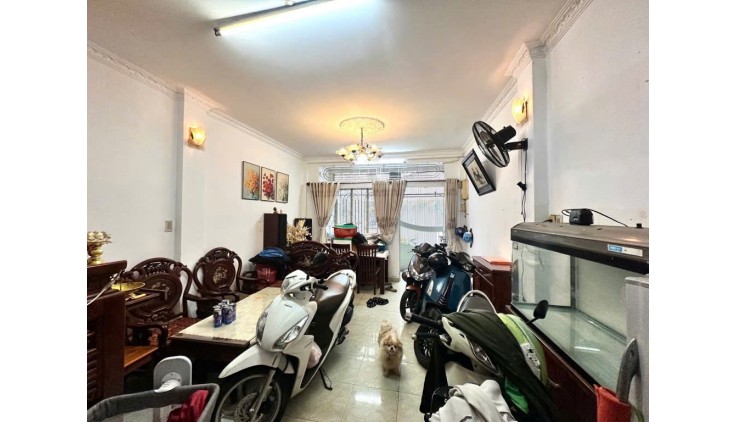HƠN 50M2 4X14 QUANG TRUNG P10 CHỈ HƠN 4 TỶ