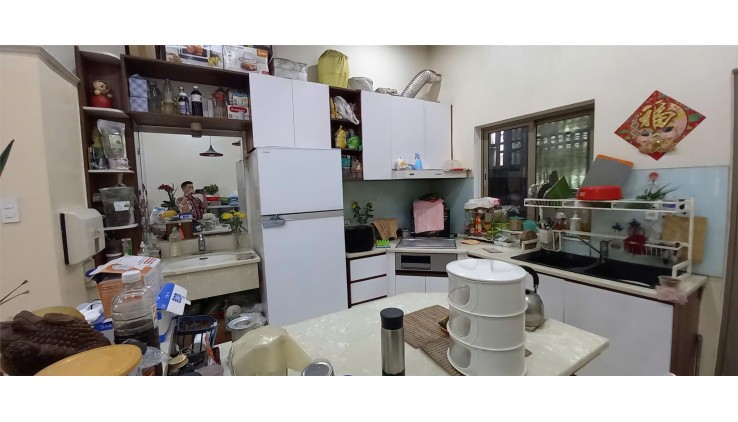 BÁN NHÀ 2 MẶT TIỀN CHỢ HOÀNG HOA THÁM - TÂN BÌNH - 44M2 - 3 TẦNG - GIÁ 9.980 TỶ CÒN TL
