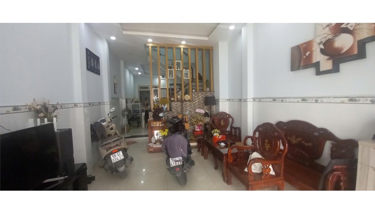 XUẤT CẢNH, BÁN NHÀ TÂN THỚI HIỆP, Q12, DT 56M2, 3 TẦNG, 3 PN, GIÁ 5.780 TỶ TL