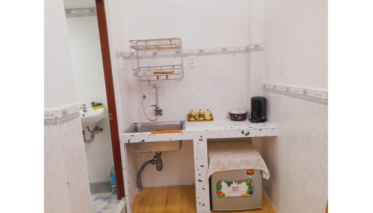 Chính chủ cần cho thuê phòng full nội thất tại Đường Huỳnh Tấn Phát. Phường Tân Thuận Đông. Quận 7