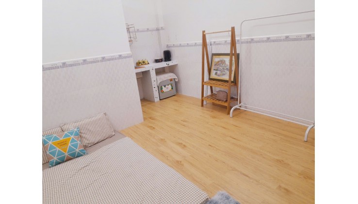 Chính chủ cần cho thuê phòng full nội thất tại Đường Huỳnh Tấn Phát. Phường Tân Thuận Đông. Quận 7