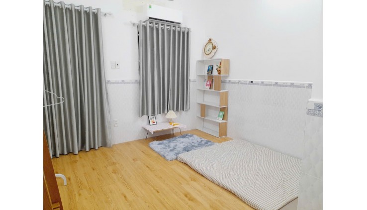 Chính chủ cần cho thuê phòng full nội thất tại Đường Huỳnh Tấn Phát. Phường Tân Thuận Đông. Quận 7