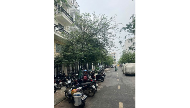 Cho thuê nhà nguyên căn đường Ha Huy Giáp, P.Thạnh Lộc Quận 12