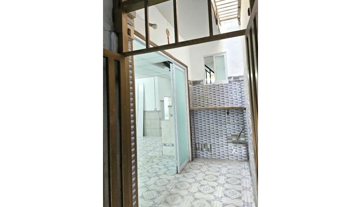 Bán nhà 2 tầng, 37m², 3.2 tỷ, Q.9, Đỗ Xuân Hợp, sổ hồng đầy đủ