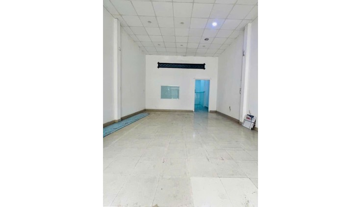 Bán nhà Mặt tiền Tây Sơn - ngay Chợ Tân Hương - Gò Dầu, 5.3x17m, Cấp 4, 5.9 tỷ