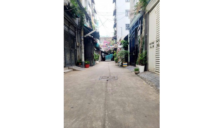Chính chủ bán nhà 4 tầng Tô Hiến Thành, Hẻm xe hơi, trung tâm Q10, 12 tỷ