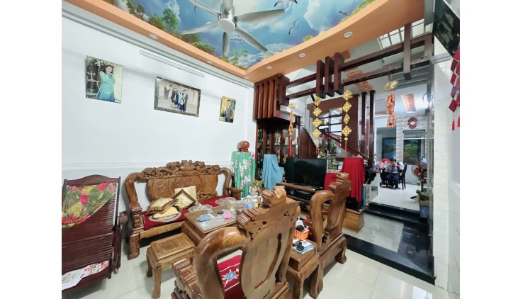 Bán nhà mặt tiền Đường số 17, P10, Q6, 4m x 18, Sổ vuông đẹp, chỉ 13.5 tỷ