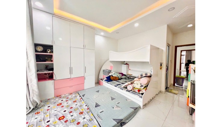 Bán Nhà 5 Tầng đường THỚI AN 16, phường TA, Q12, dt 66m2(4,2mx16m), hẻm 8m Giá 6,25Tỷ