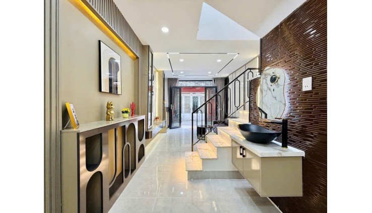 NHÀ ĐẸP TẶNG NỘI THẤT QUANG TRUNG 40M2 2 TẦNG CHỈ NHỈNH 4 TỶ