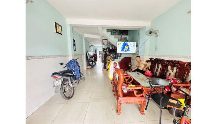 Siêu phẩm chân dài HL2 ngay bệnh viện Bình Tân hẻm 10m sát mặt tiền 94m2,3Tầng Nhỉnh 4tỷ