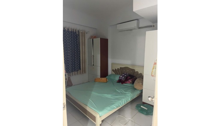 Bán chung cư Bình Chánh, 2PN DT 55m2 Có nội thất đẹp giá 1 tỷ. bao toàn bộ chi phí
