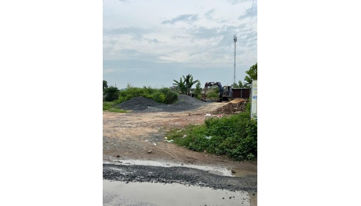Cần cho thuê nhanh lô đất vị trí đẹp tại huyện Bình Chánh, TPHCM
