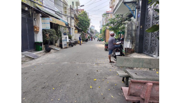 Mua nhà đón tết Lê Văn Quới ngay ngã tư 4 xã hẻm nhựa 8m thông KD 44m2,2Tầng Nhỉnh 4tỷ