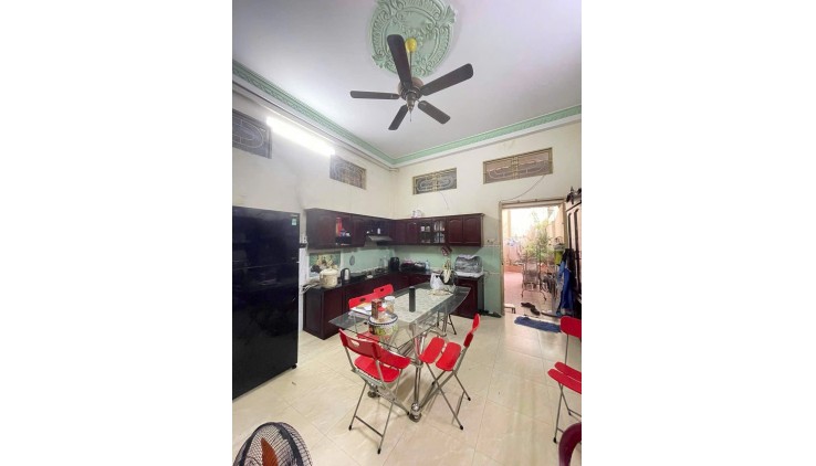 Gấp bán Trần Thái Tông 111m2, 4 Tầng, 4.5mx28m,17 tỷ Phường 15 Tân Bình