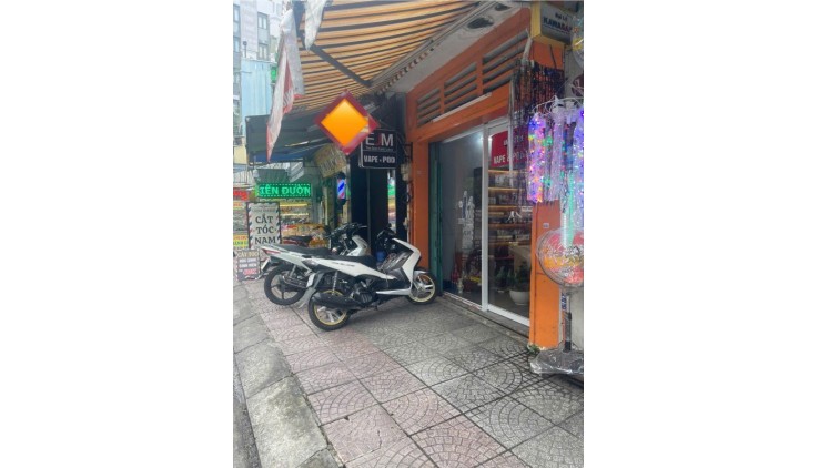Bình Thạnh ! Sang Giá Rẻ Lại MB Decor Shop Sẵn Đầu tư sửa mới toàn bộ, Tel : 0919088088 ( Chính chủ )