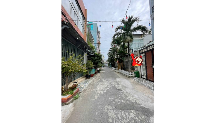 CỰC SỐC - BÁN NHÀ NÁT HẺM XE HƠI ĐỔ CỬA - GẦN CHỢ PHẠM VĂN BẠCH - CN 60m2 ( 4 x15m) - 4TỶ 7  hơn