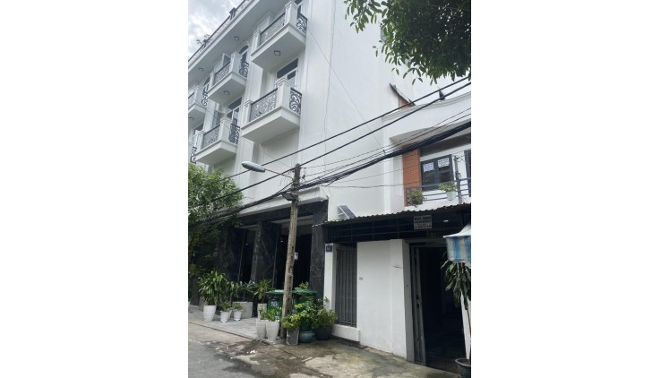 CHÍNH CHỦ Cần Bán Nhanh căn nhà vị trí đẹp- giá tốt tại quận Tân Bình, TPHCM