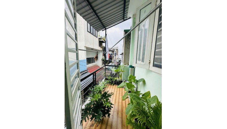 Nhà đep ở ngay, DT 48m2 ( 4.5 x 10 ) x 2 tầng, Hiệp Bình Chánh, Thủ Đức, giá chỉ 3.4 tỷ.