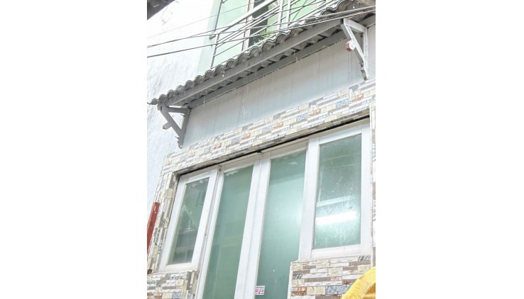 Nhà Mới Về, DT 49m2 ( 4.7 x 10 ) x 2 tầng, Hiệp Bình Chánh, Thủ Đức, giá chỉ 3.45 tỷ