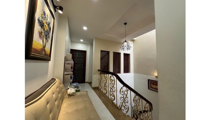 BIỆT THỰ KHU VIP NAM LONG, QUẬN 7. 170m2 - 5 TẦNG - NGANG 8M - CHỈ 22.3 TỶ