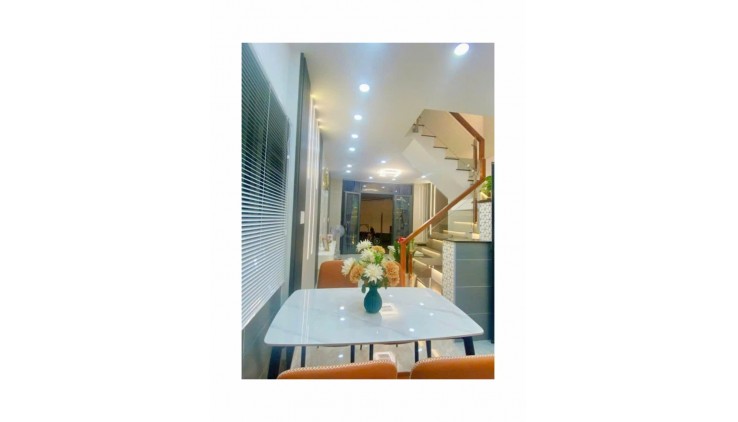 Bán nhà đẹp , KV Chợ Hạnh Thông Tây, Gò Vấp  3 tầng x 32m2, Giá 5.18  tỷ