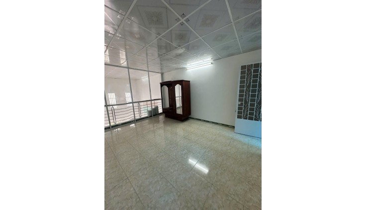 Bán nhà VTKD 7M Lê Thúc Hoạch quận Tân Phú 4,2 x 21M -2 tầng chỉ 7.9 tỷ tl
