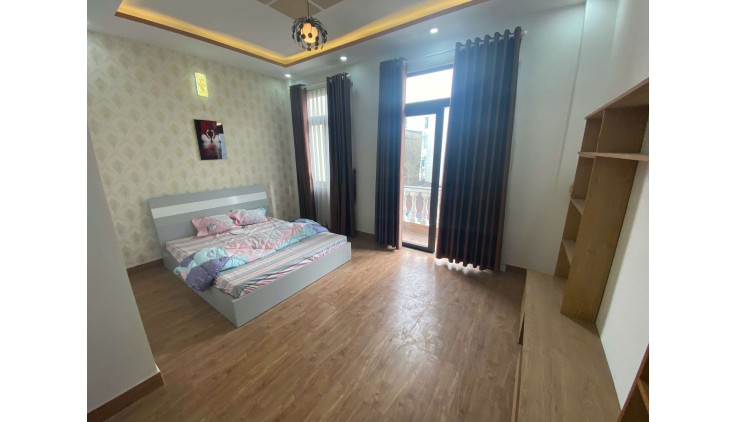 Bán Nhà HXH Nguyễn Văn Lượng (5x12) gần Citi Land, 5 Tầng, Chỉ Nhỉnh 8 Tỉ