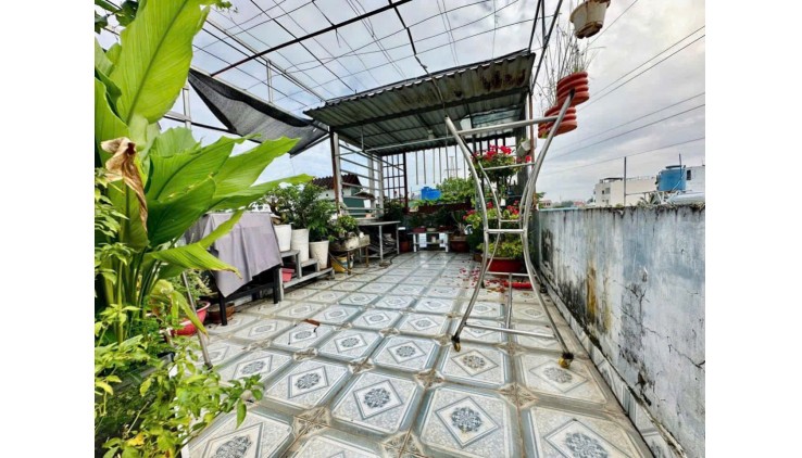 NHÌN 2 TỶ CÓ NGAY NHÀ 2 TẦNG 
Cần bán nhanh căn nhà dt cực hiếm - giá cực mề