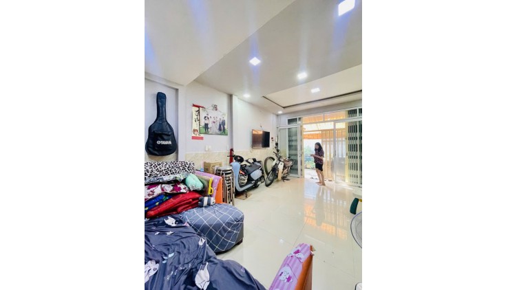 Nhà mới mà giá lại rẻ Đón tết Nguyễn Sơn Tân Phú 36m2 ,2 tầng Nhỉnh 2 tỷ